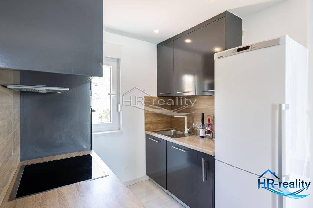 Krásny apartmán v Starej Novalji, 2 rada od mora - 7