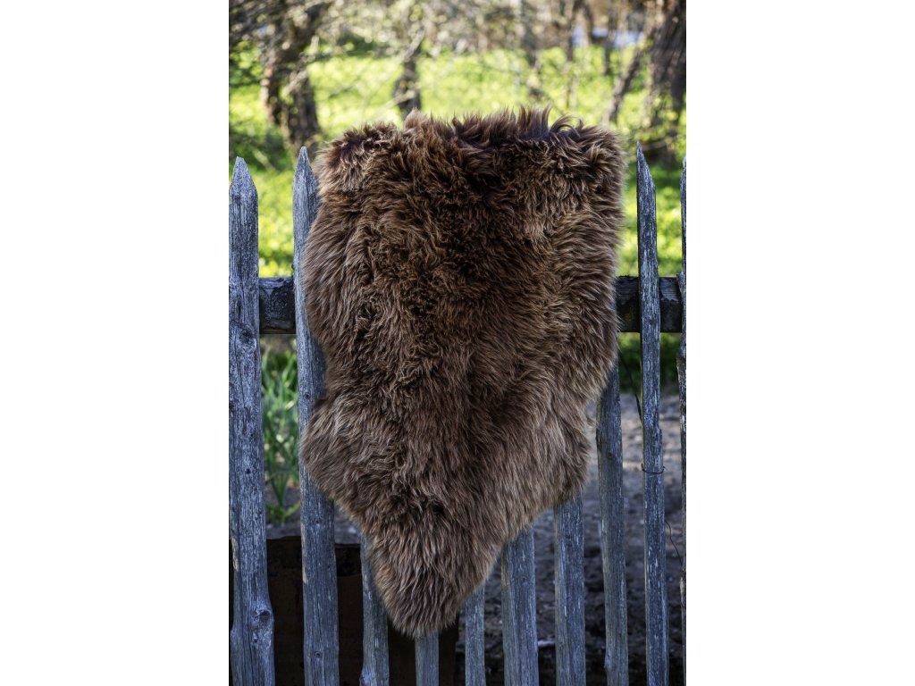 Ovčia kožušina – teplo, luxus a štýl pre váš domov - 7