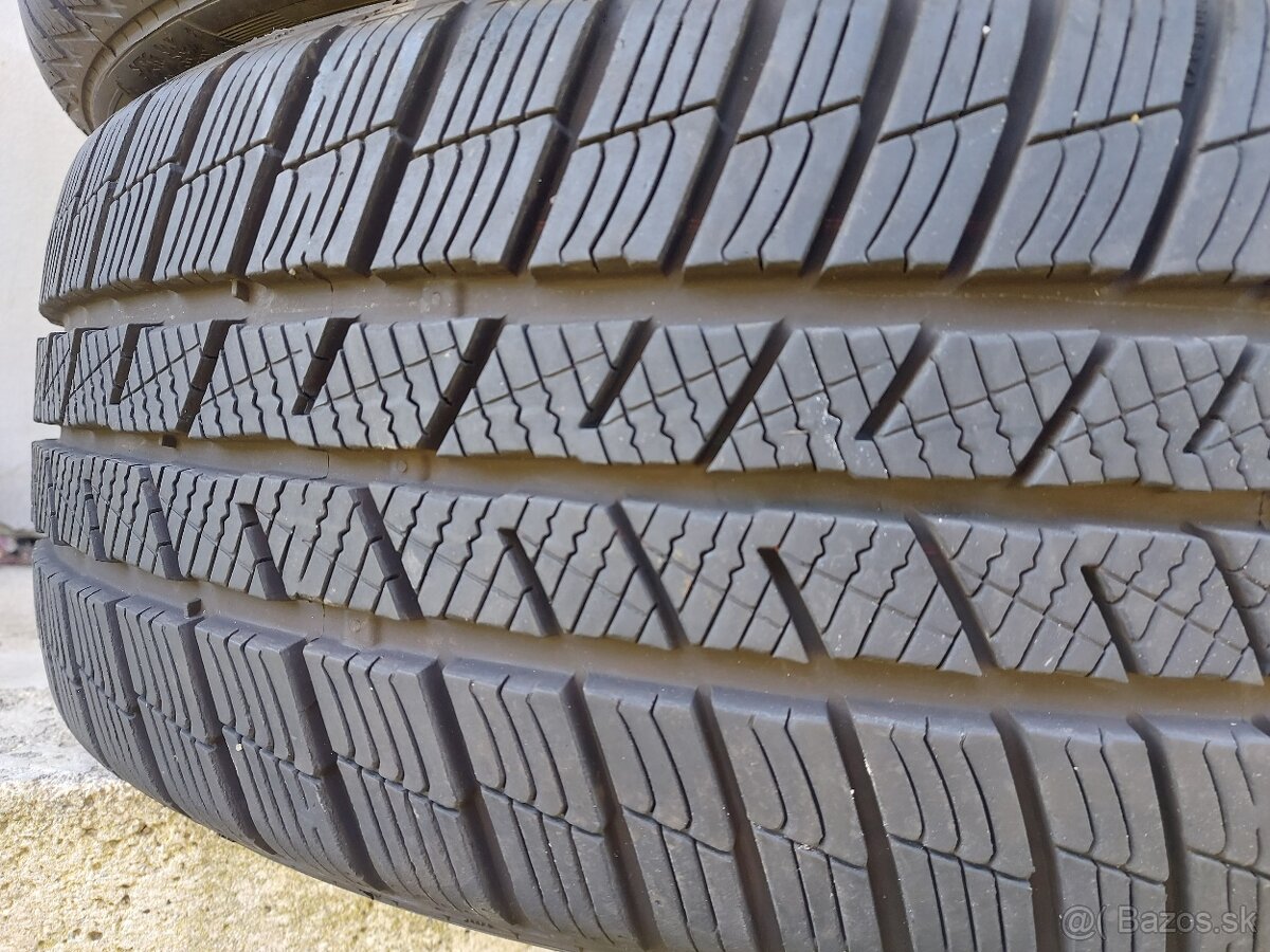 4ks NOVÉ 215/50 r18 zimné BARUM, DOT2024 - 7