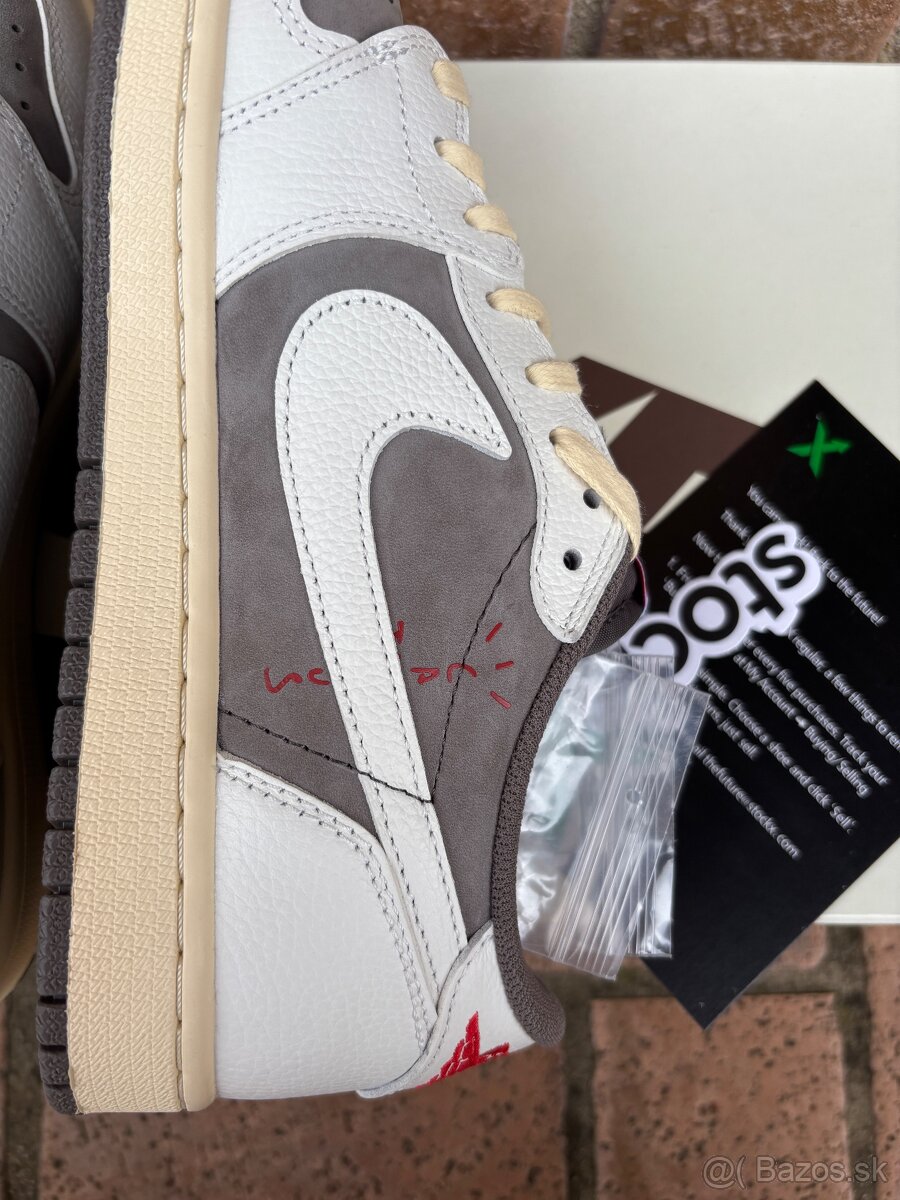 Air Jordan 1 Low x Travis Scott Reverse Mocha - 7