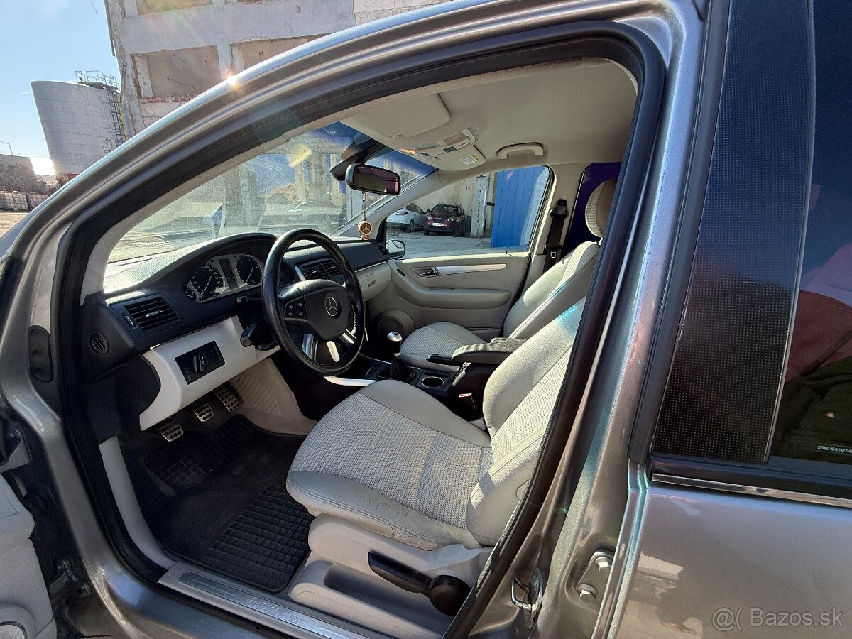 Predám Mercedes-Benz B180 CDI - 7