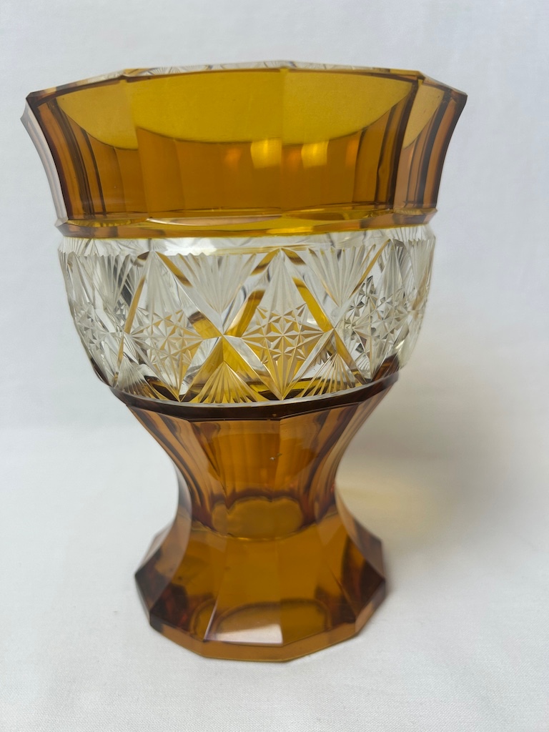 Váza Brúsené , žlté sklo V-17 sm P - 13 sm - 7