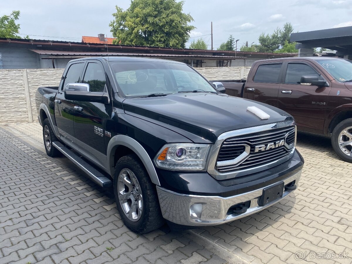 Dodge Ram 5.7 4x4 LARAMIE MOC HEZKY - 7