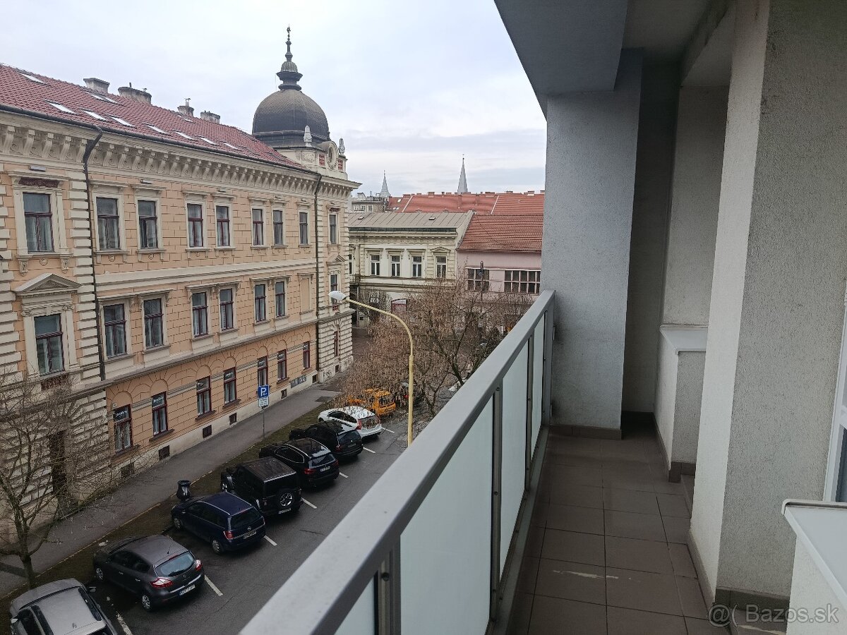 Košice centrum 4 izbový prenájom - 7