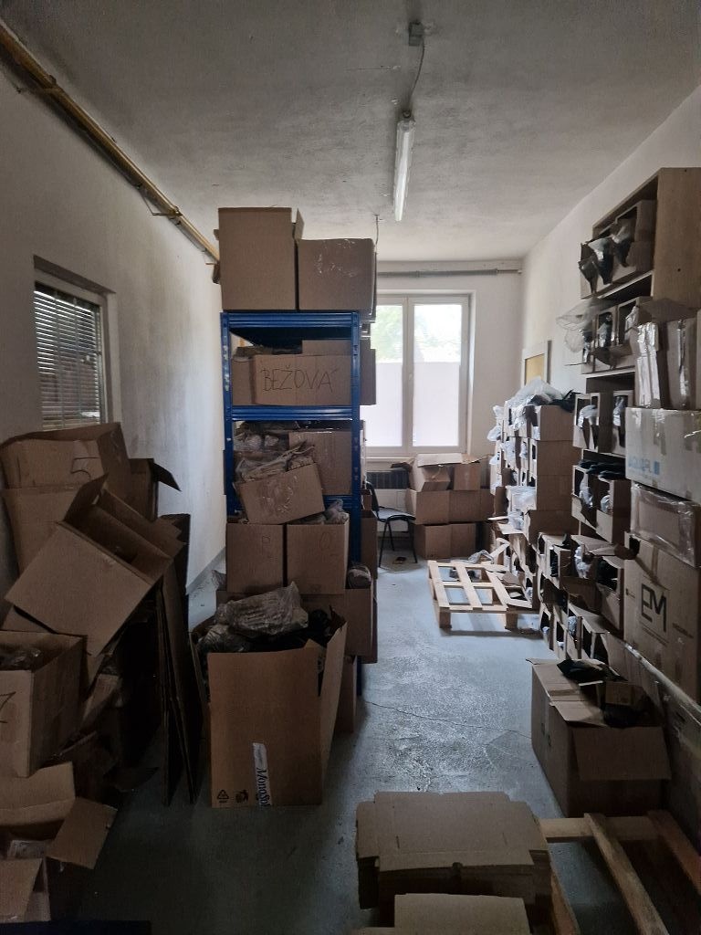 Prenájom - komerčné Priestory 200 m2 v Levoči. - 7