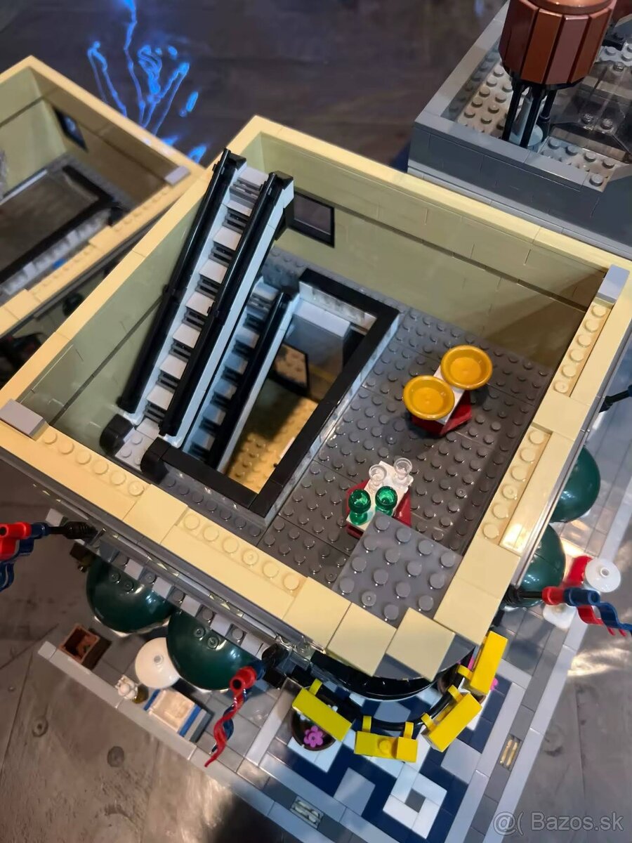 Grand Emporium 10211 - 7