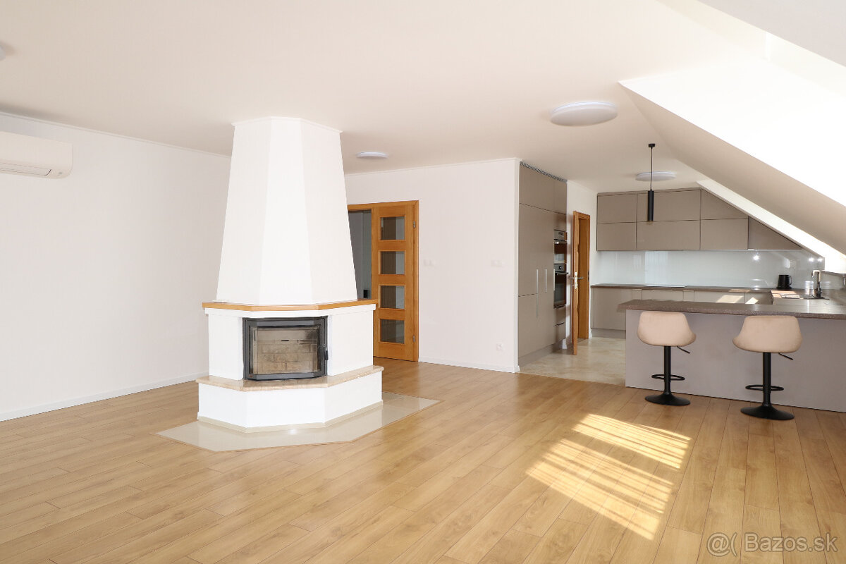 Prenajmeme 4 izb. byt v rodinnej vile na Kolibe. - 7