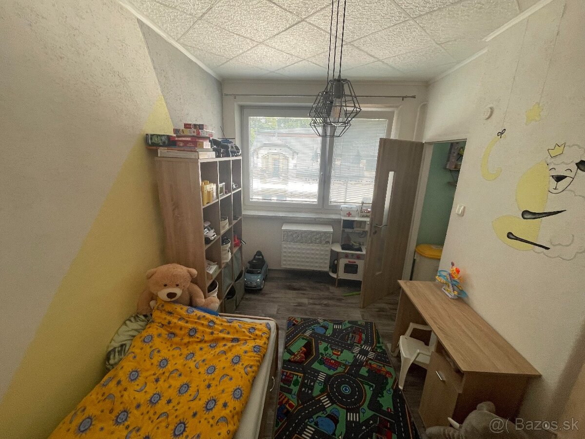 Zrekonštruovaný, zariadený byt 70 m² s garážou a záhradkou - 7