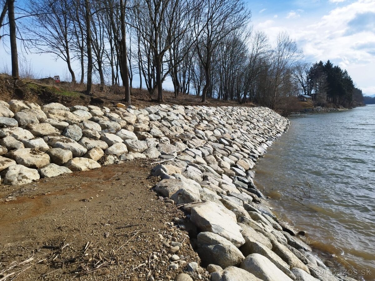 Na predaj pozemok pri Liptovskej Mare - 7