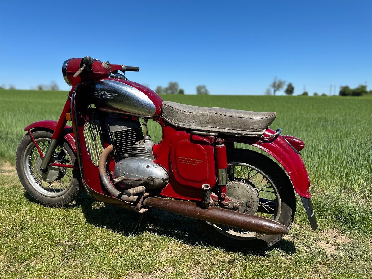 Jawa 250 - 7