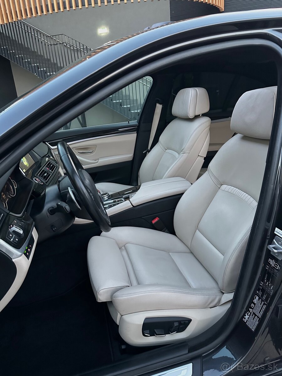 BMW 530d xDrive Luxury Line (F10) – Top výbava - 7