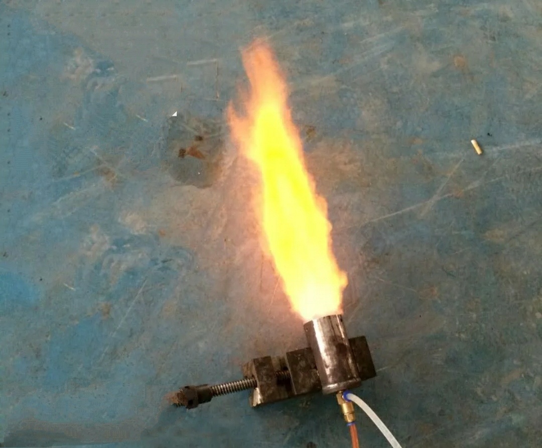 Horák tryska na starý olej naftu - 7