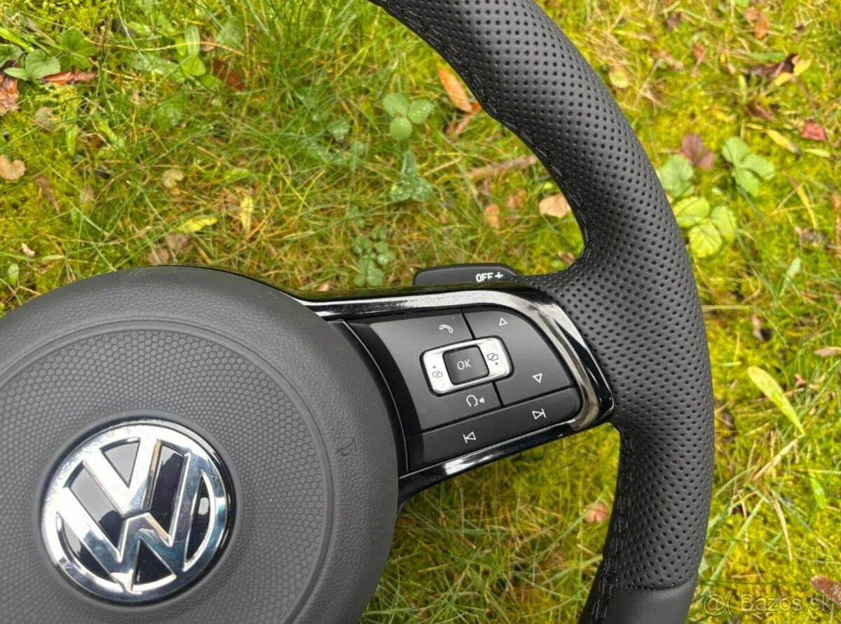 R-line VW VOLANT KOZENY MULTIFUNKCNY - 7