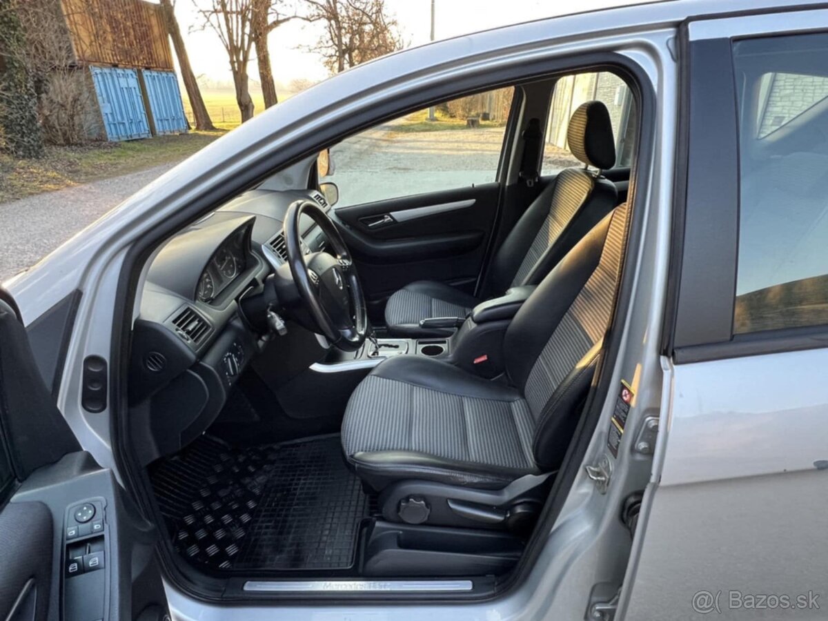 Mercedes A170 kombi Avantgarde - 7