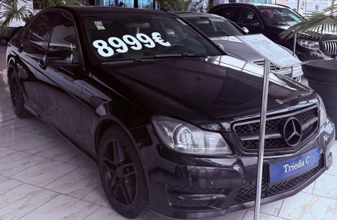 Mercedes Benz C220 CDi AMG Optik SK ŠPZ - 7
