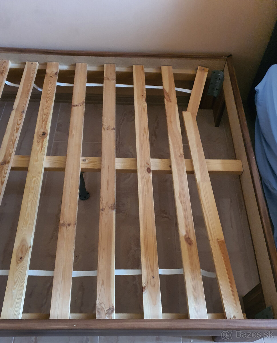 Posteľ 120 x 200 - 7