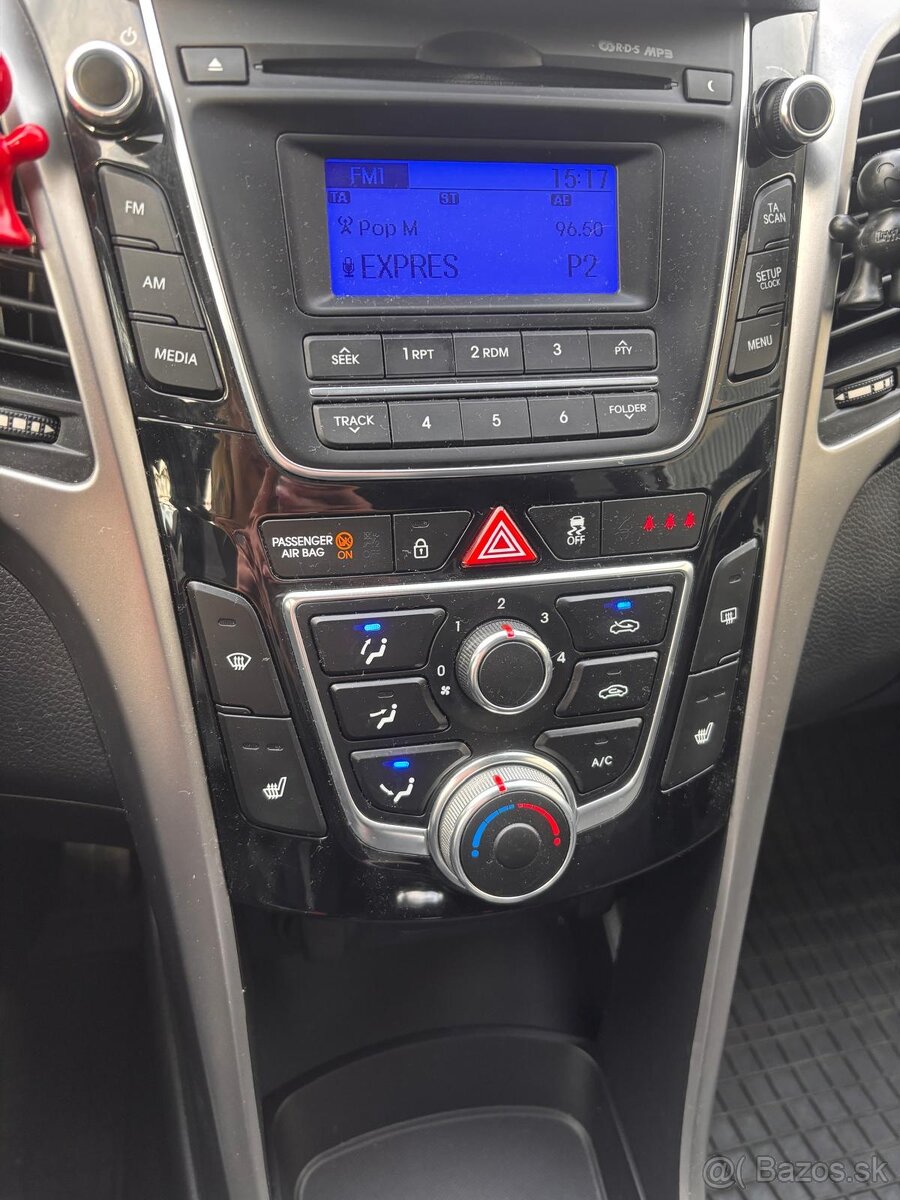 Hyundai i30, 1,6 benzin, len 57 400km - 7