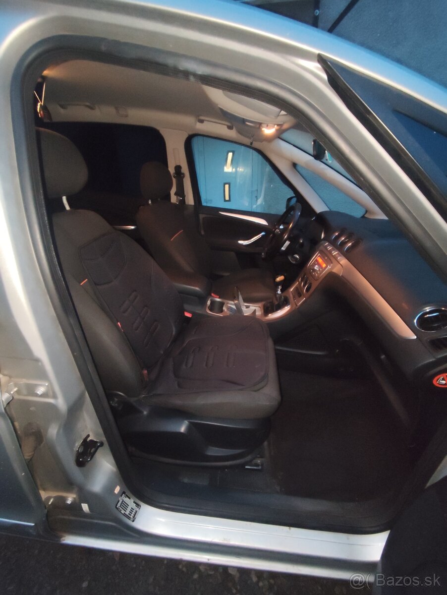Ford S-max - 7