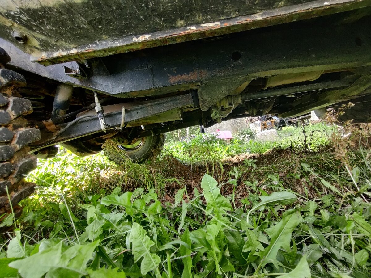 Mitsubishi Pajero 2.5 TD superselect +ťažné - 7