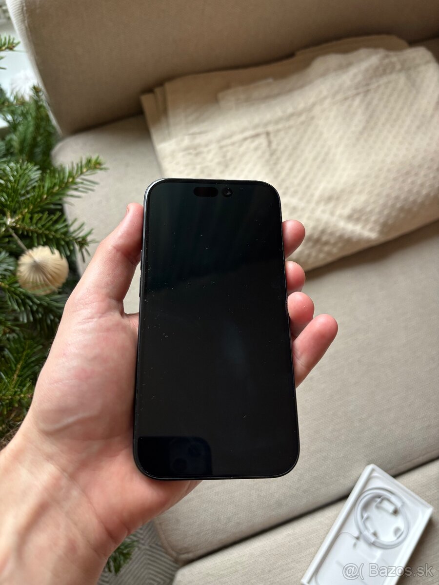 Apple iPhone 15 128GB - 7