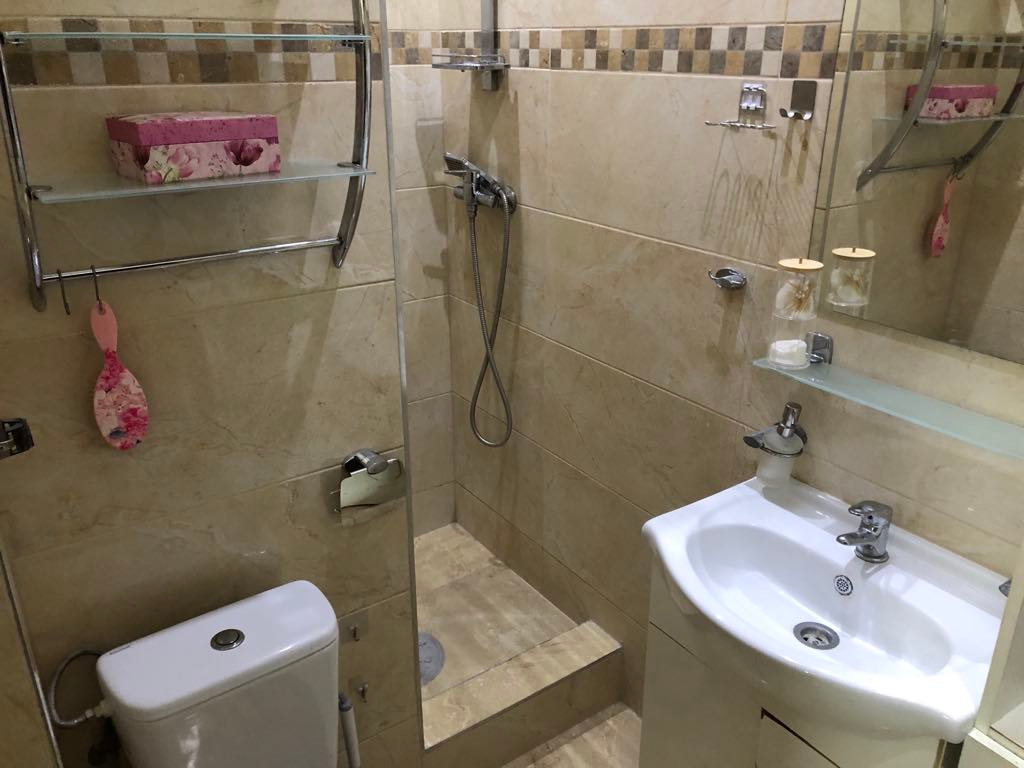 Prenajmeme 1- izb. byt v centre Nitry - pri parku - 7