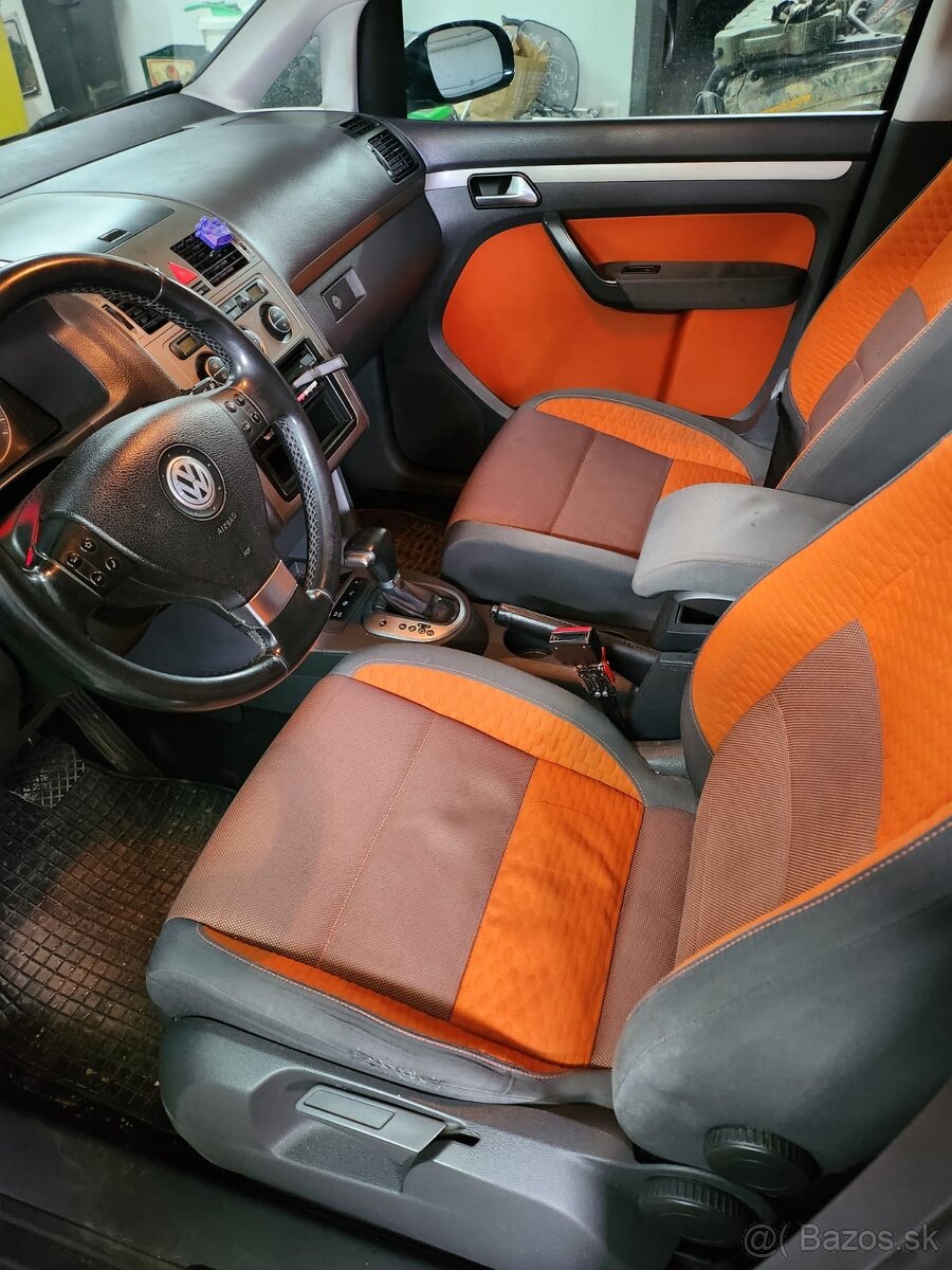 Touran - 7