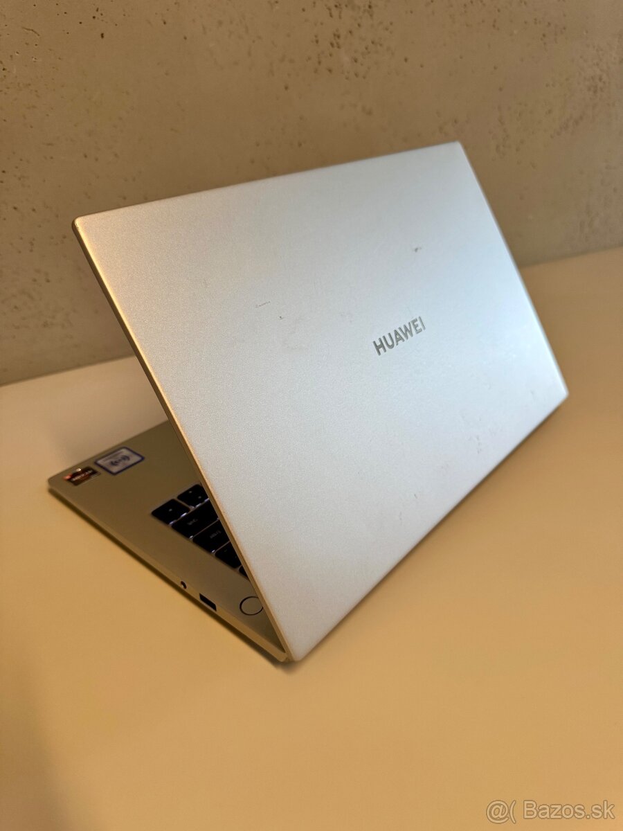 Predám Huawei MateBook D 14 – Ryzen 5 – 14" Full HD - 7