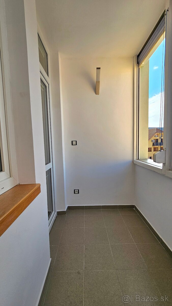 PRENÁJOM, Priestranný 3 izbový byt CENTRUM, SEREĎ - 7