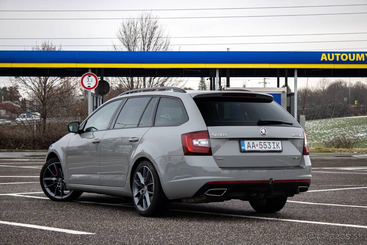 Škoda Octavia Combi 2.0 TDI RS DSG - 7
