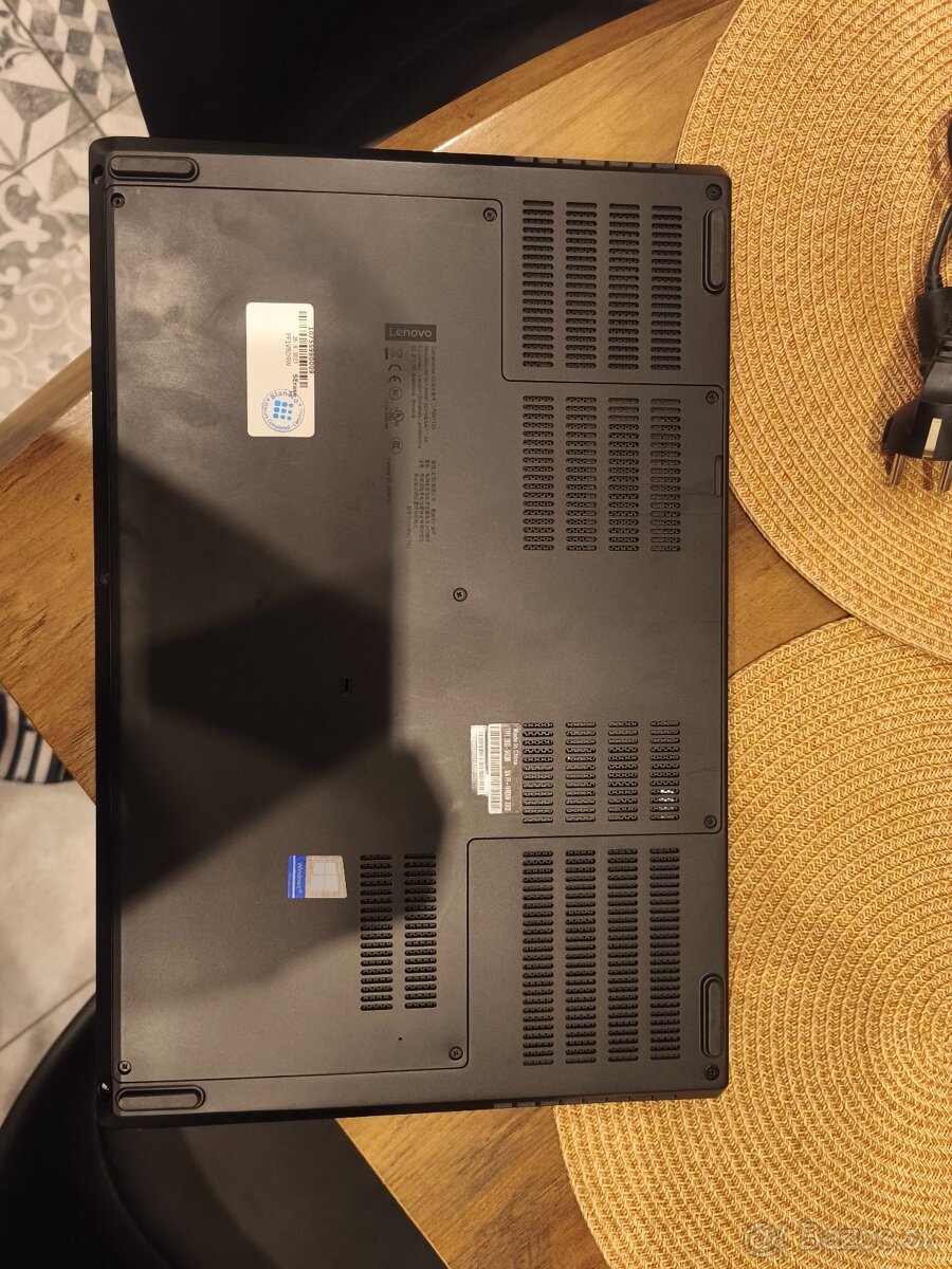 Lenovo ThinkPad P5 16GB/256GB 1r zaruka - 7