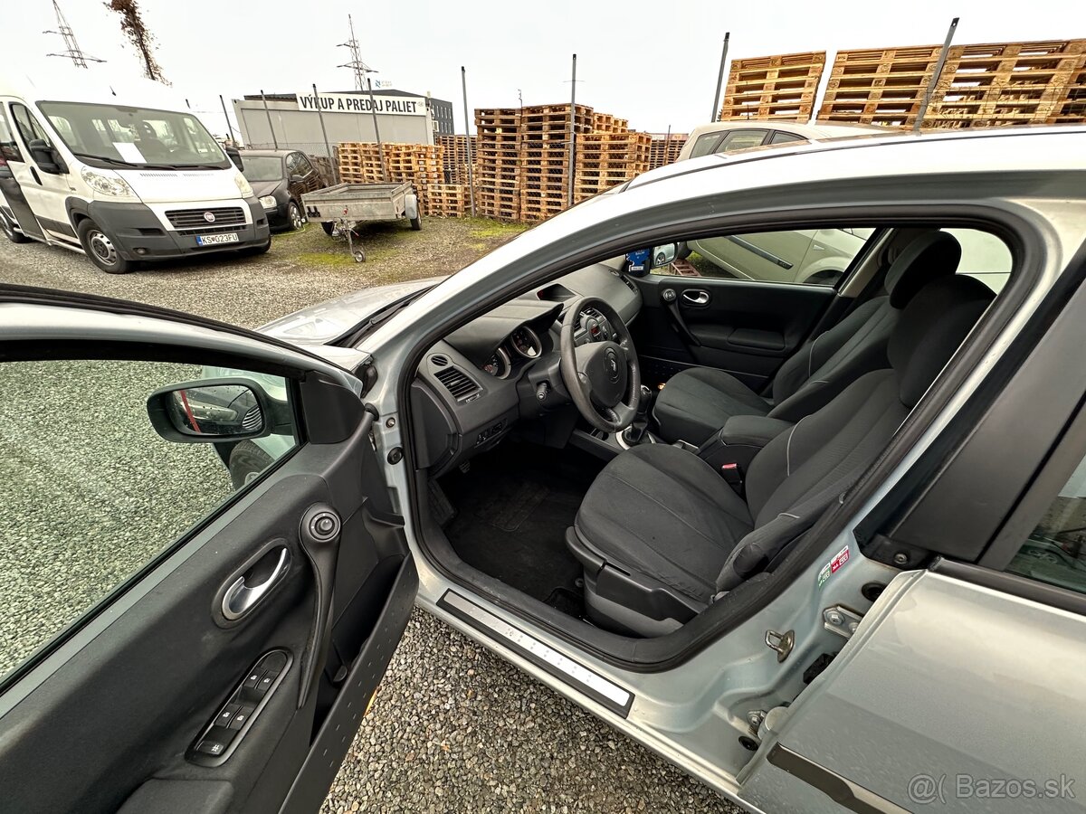 Renault Mégane 1.4 LPG - 7