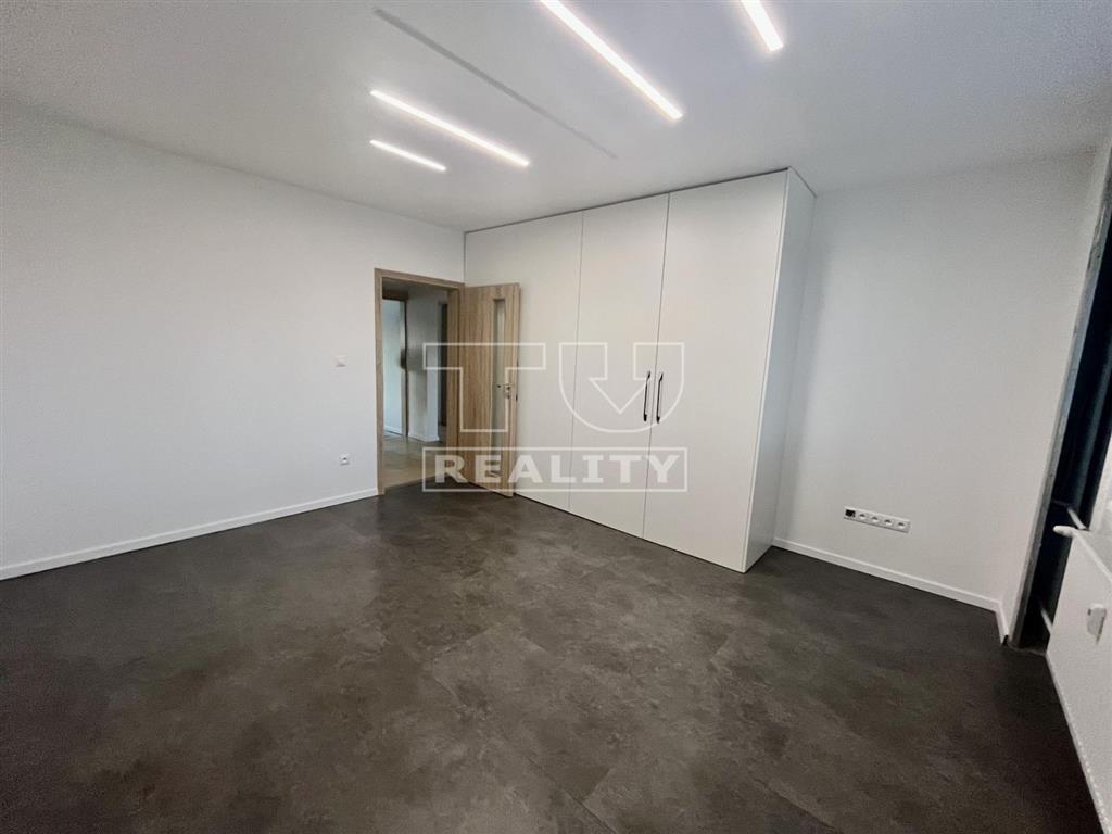 Kompletne zrekonštruovaný 3-izbový byt s balkónom s... - 7