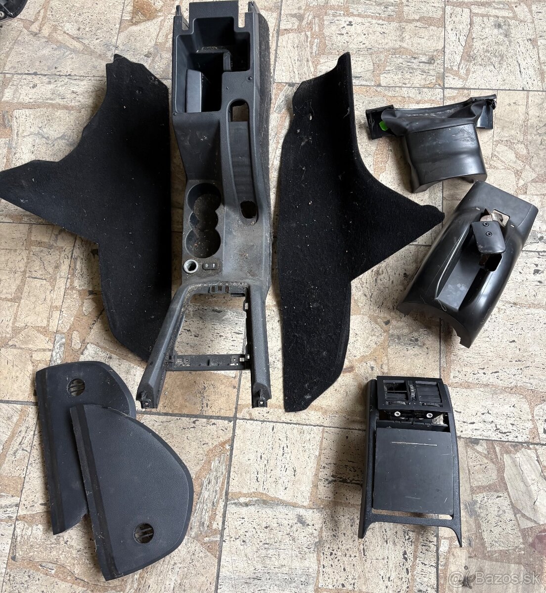 Predam vsetko za 100e Skoda Octavia 2 - 7