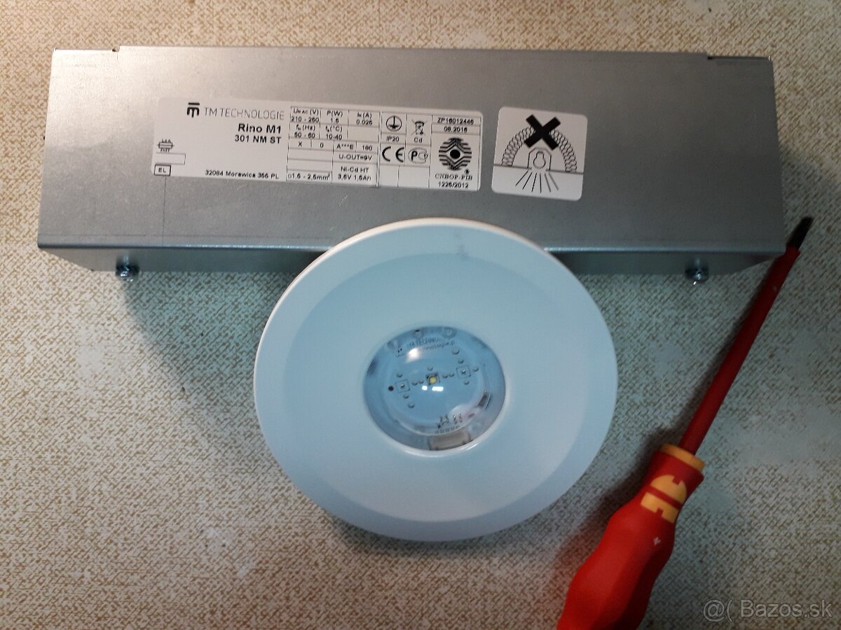 núdzové svetlá - 7