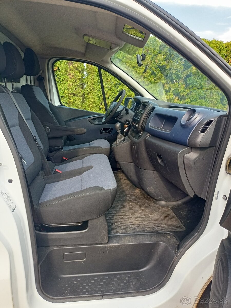 Opel Vivaro 1.6CDTI - 7