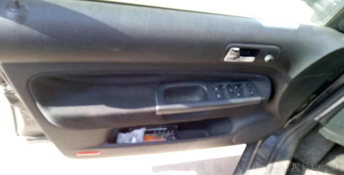 VOLKSWAGEN GOLF IV (4) 1,4I 16V 55KW KÓD:AHW - 7