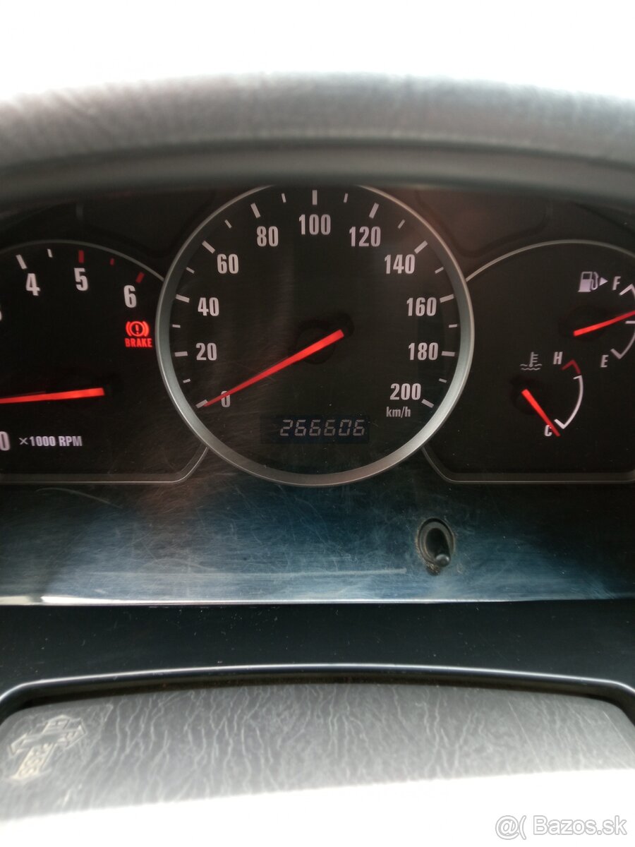 Suzuki Grand Vitara 2.0HDI - 7