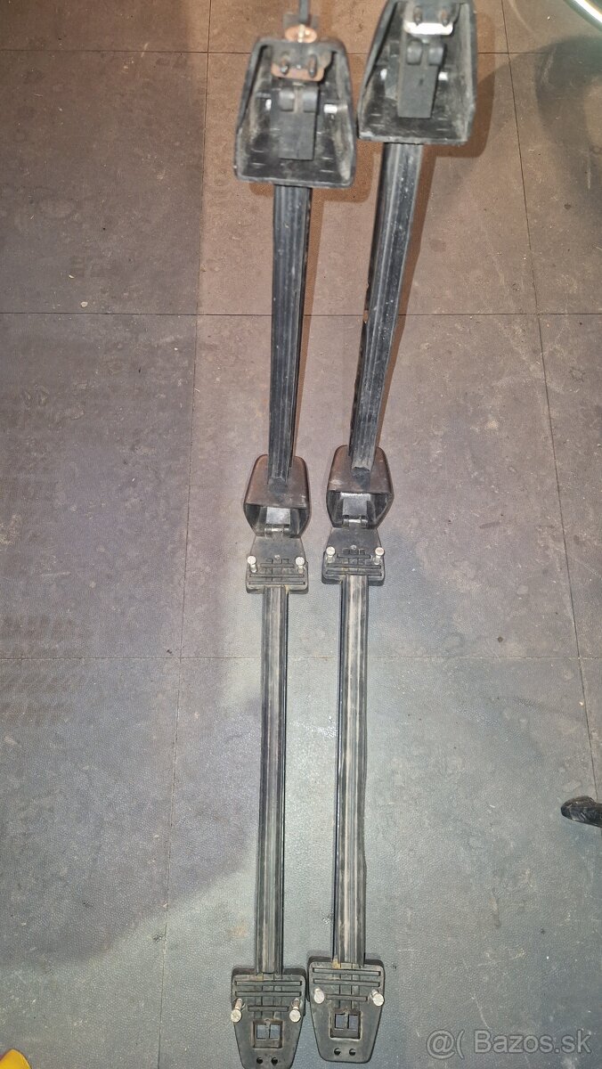 Hakr strešný nosič na lyže - 7