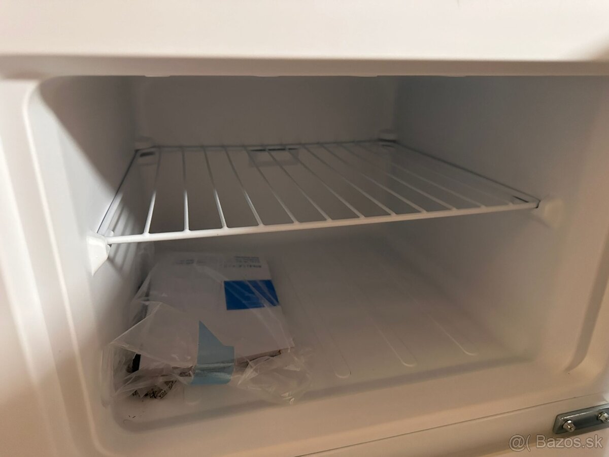 Chladnička s mrazákom Philco PT 204E - 7