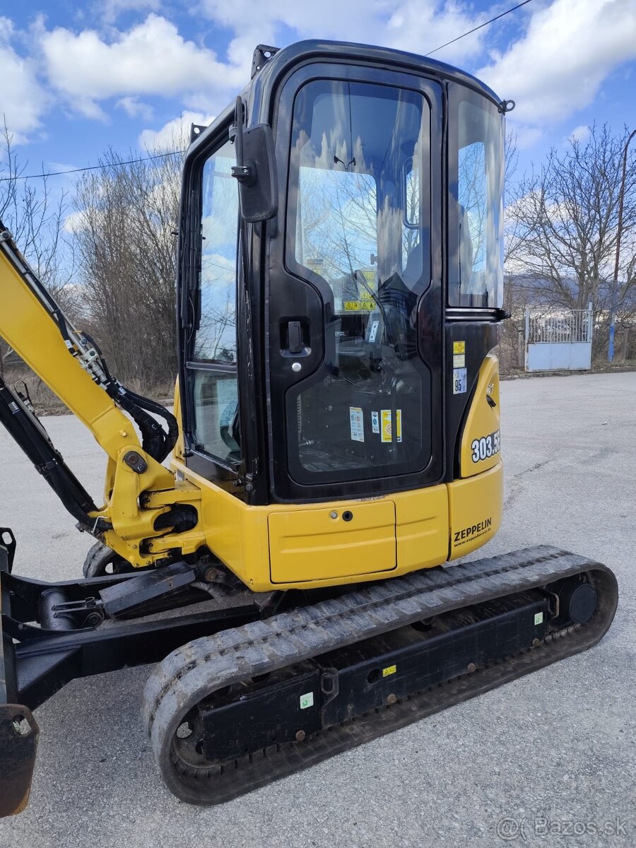 Bager Caterpillar 303.5. + hydraulická svahovačka. - 7