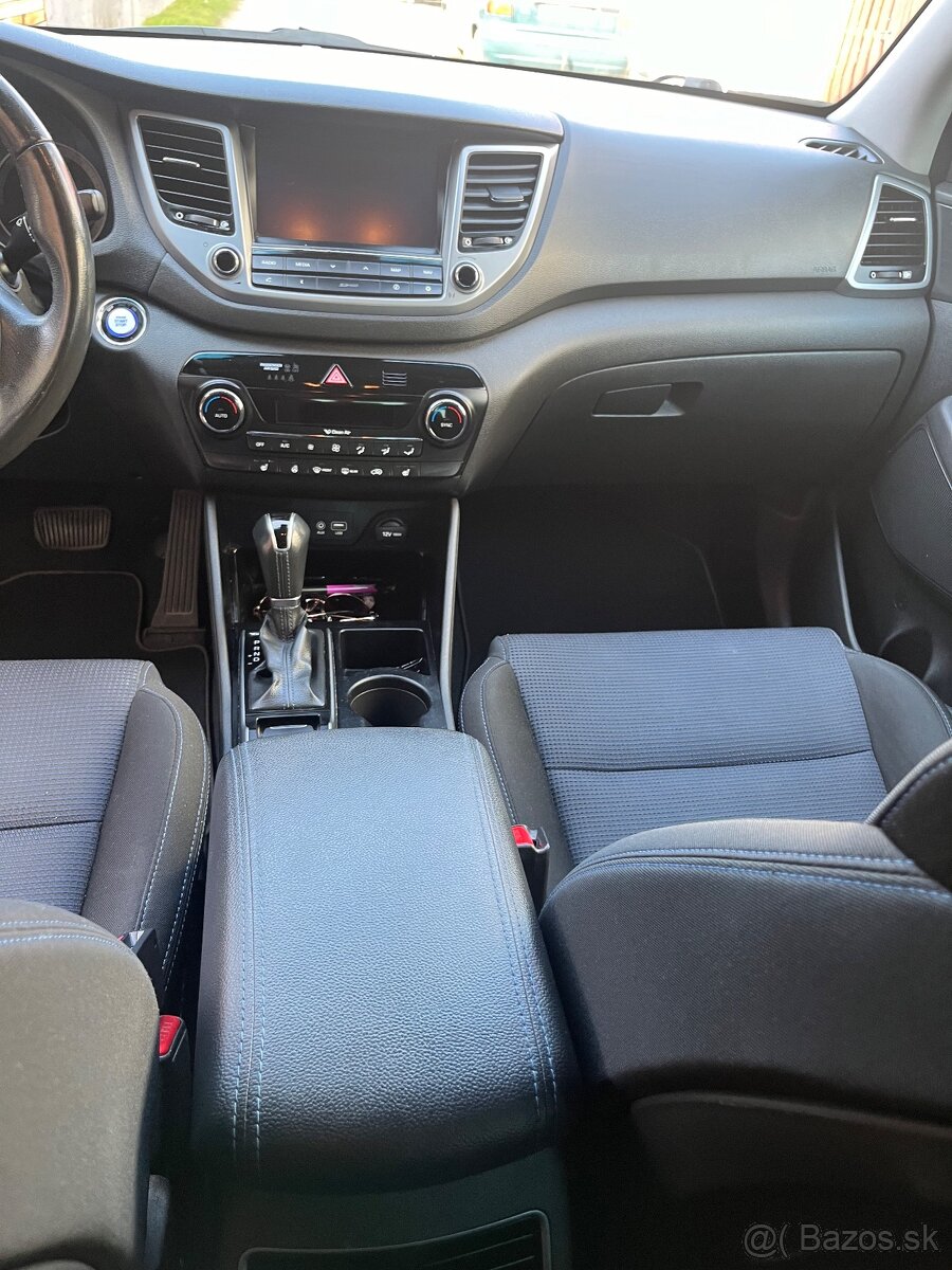 Hyundai Tucson 1.7 CRDi XPOSSIBLE 7DCT automat - 7