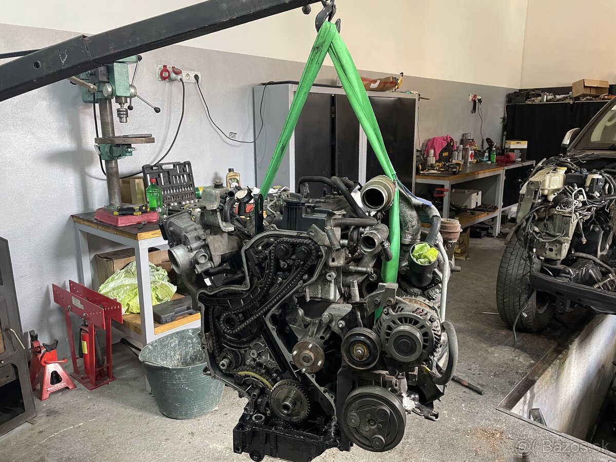 Nissan Navara Pathfinder diely - 7