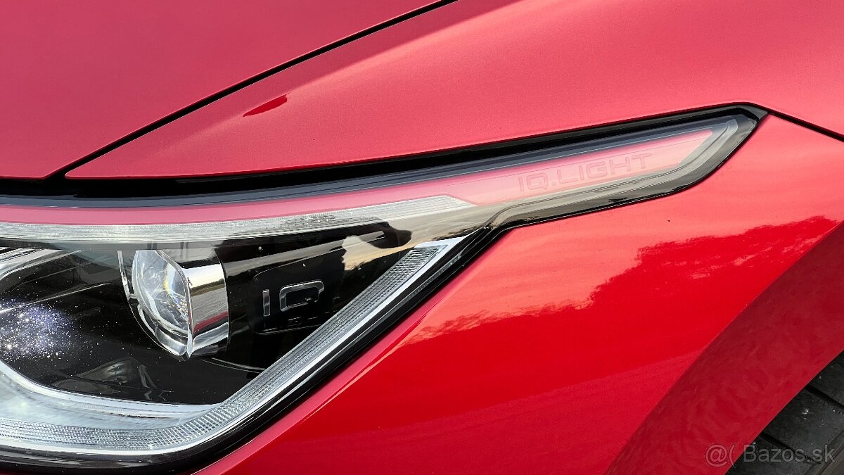 VW Golf 8 GTI 2,0 TSI DSG - 7