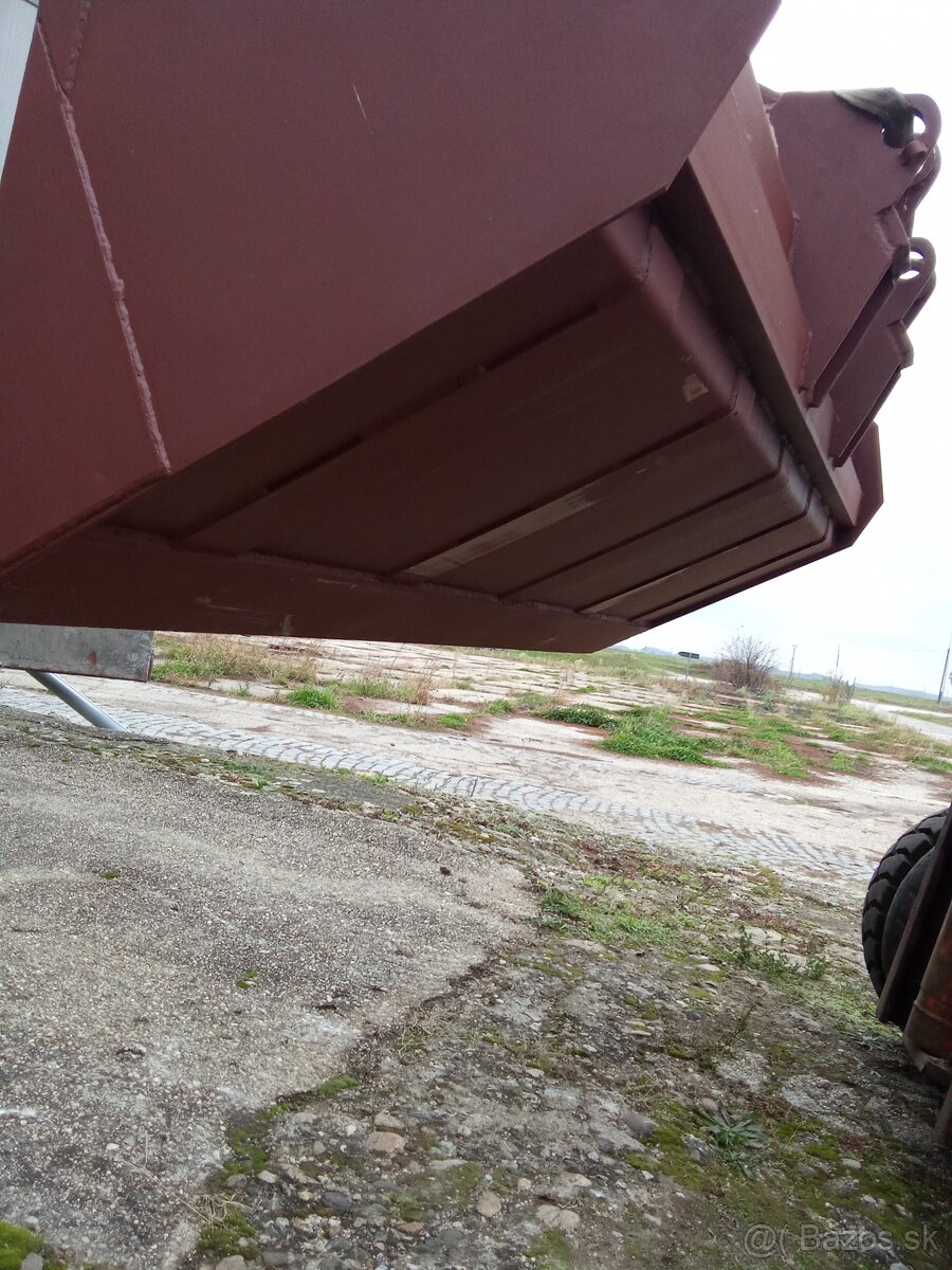 Hon UN053 Velkoobjemová lopata - 7