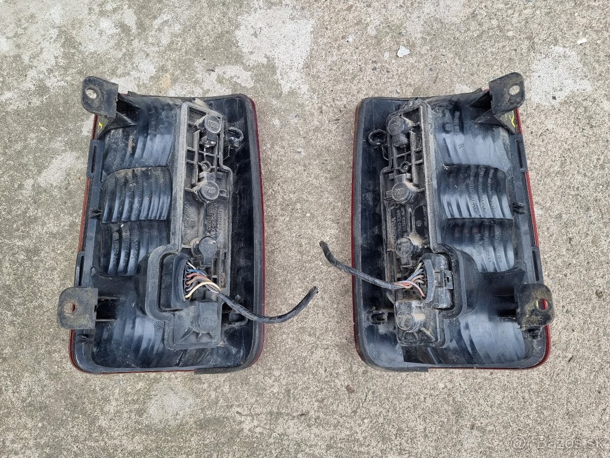 VW Cady kufrové dvere - 7