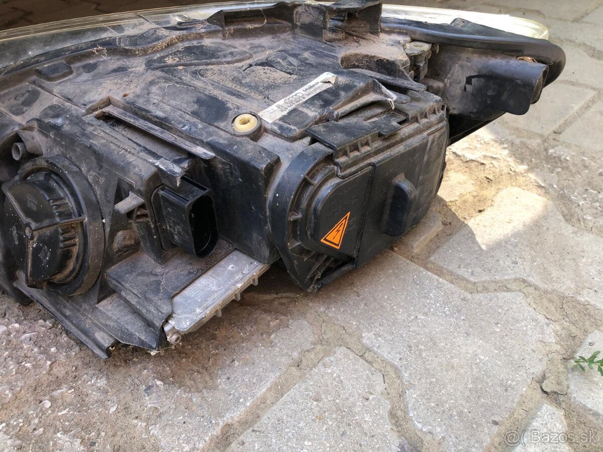 Predám pravý predný svetlomet Audi Q7 (4L) - 7