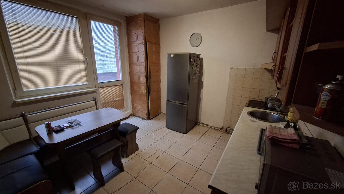 Predam 3 izbový byt v Seredi - 7