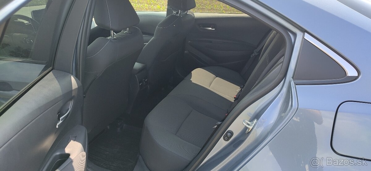 Toyota Corolla Sedan 1.5 - 7