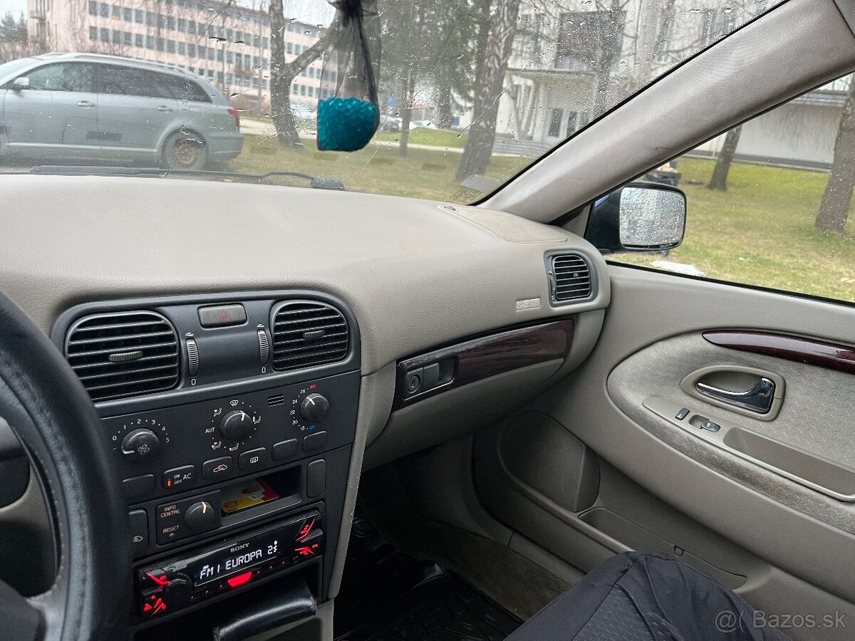 Volvo s40 1.9D 75Kw - 7