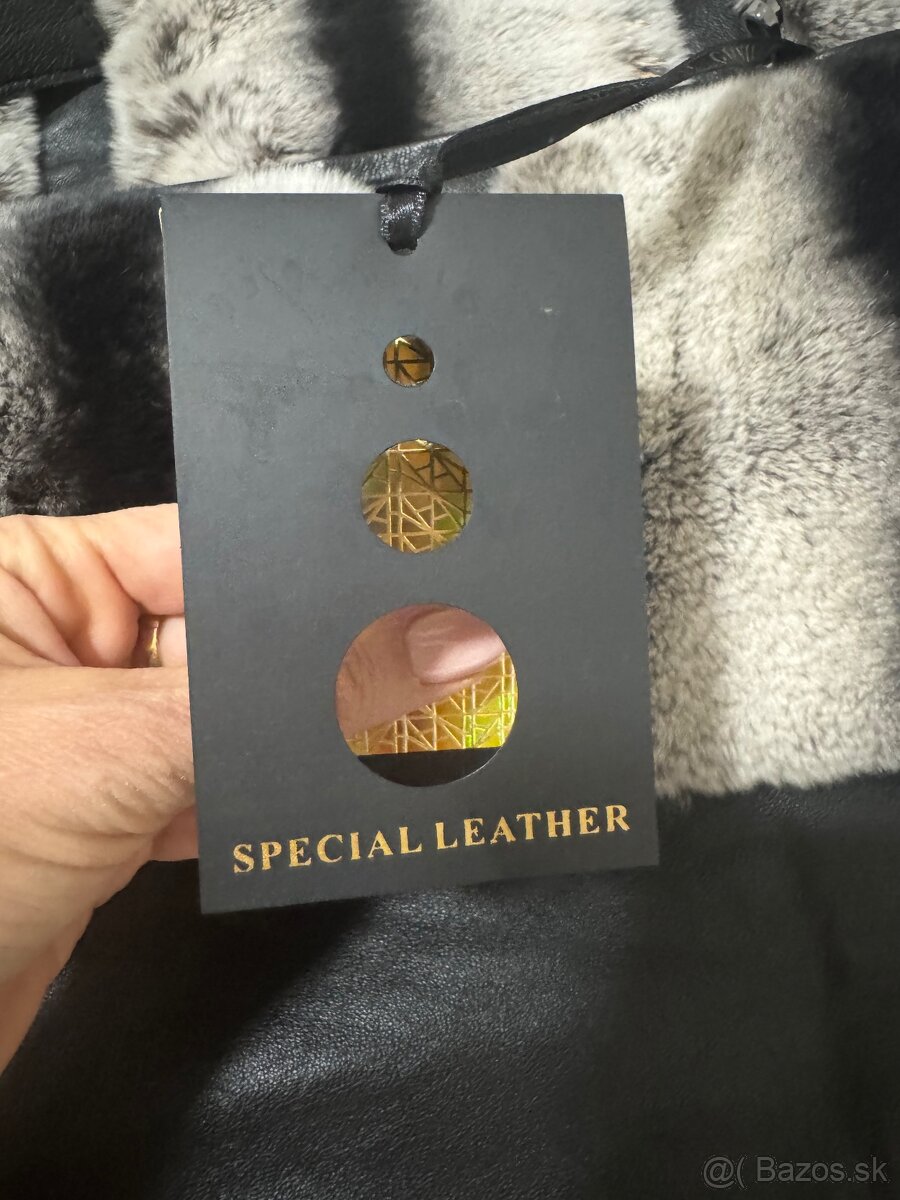 Luxusný kožený kabát z činčily - 7